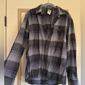 The North Face Men's Charcoal and Light Gray Plaid Shirt